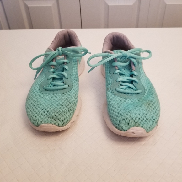 Nike Tanjun Aqua Blue Lace-up Light Sneaker  Sz. 7Y See Photos - Picture 1 of 9